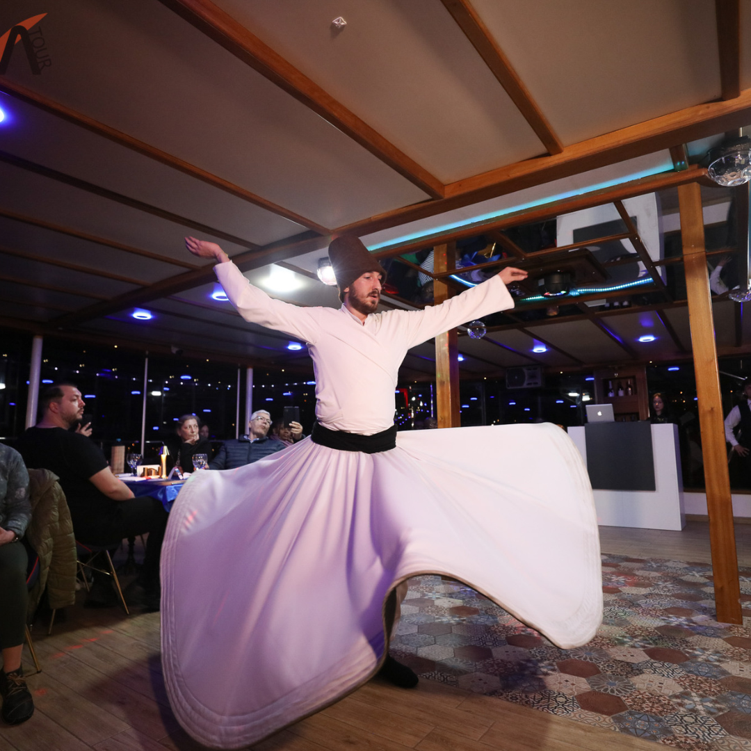 Noche en crucero, Turquía199